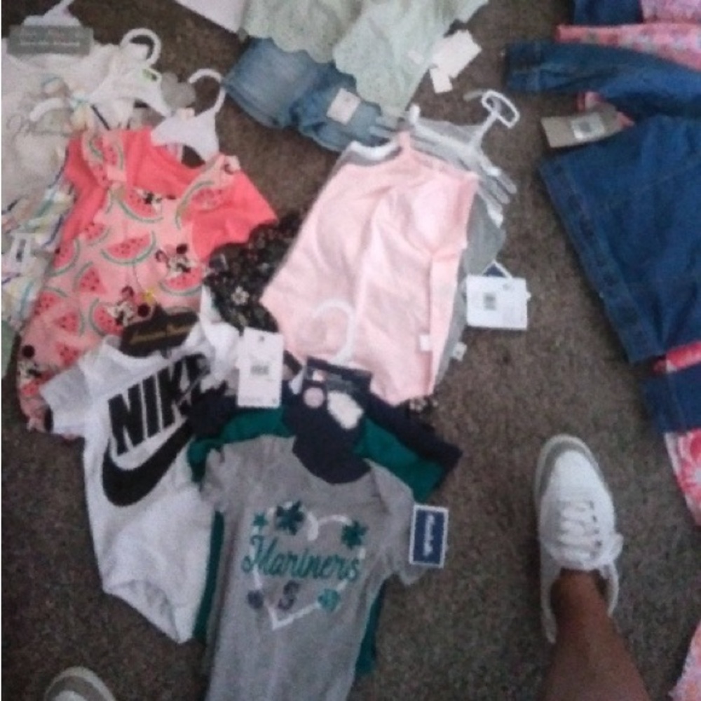 Brand new girl clothes different sizes from 3/6 months up to 3t